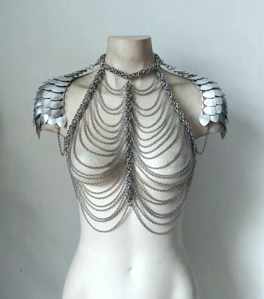 Byzantium Silver Chains Harness With detachable Shoulder Armour